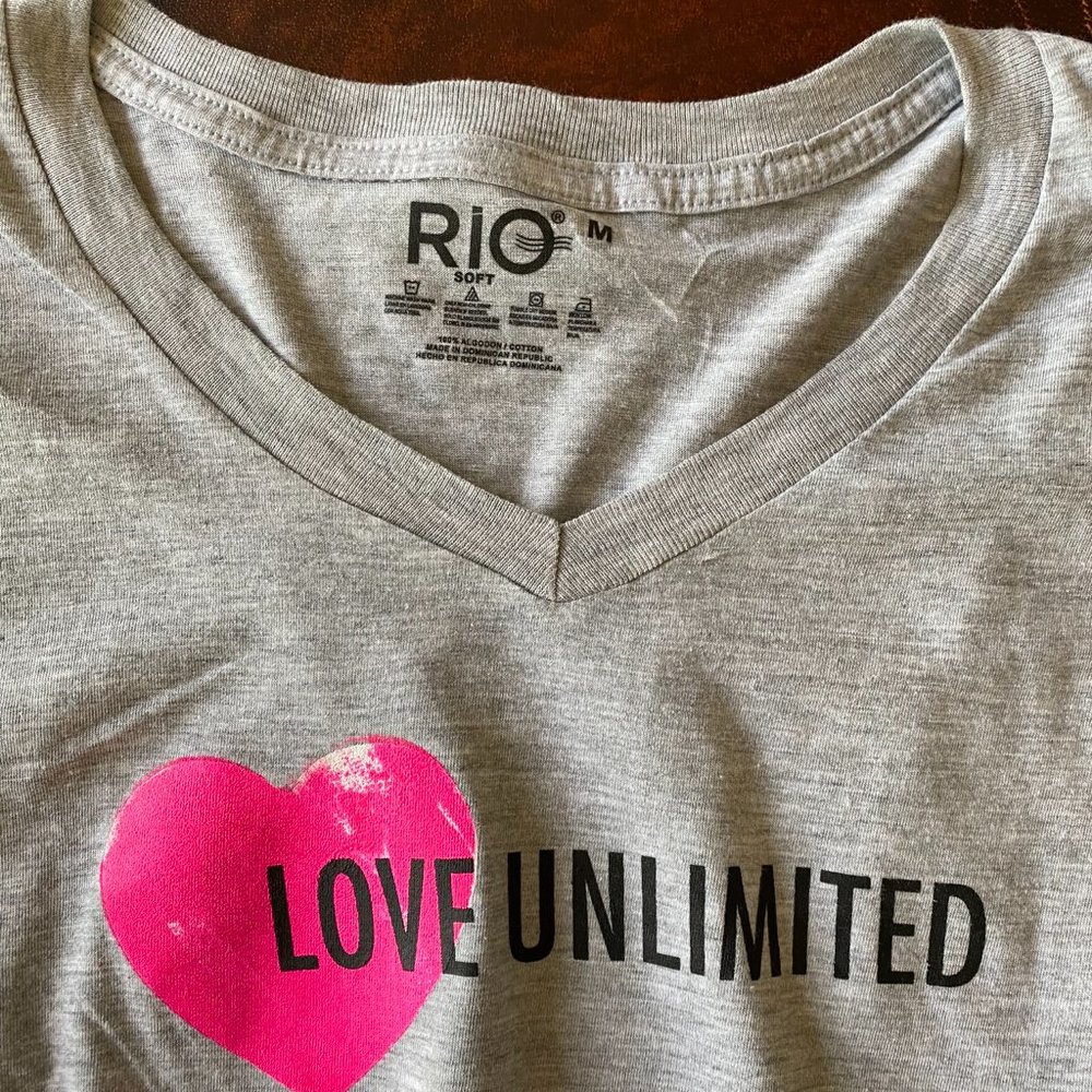NWOT Women's Rio Soft T-Shirt Size Medium - Picture 4 of 4